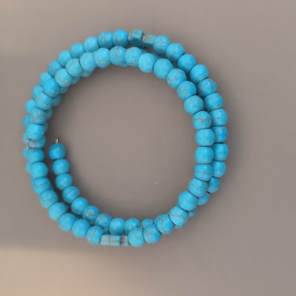 Turquoise Beaded Stretch Bracelet - Picture 3 of 3